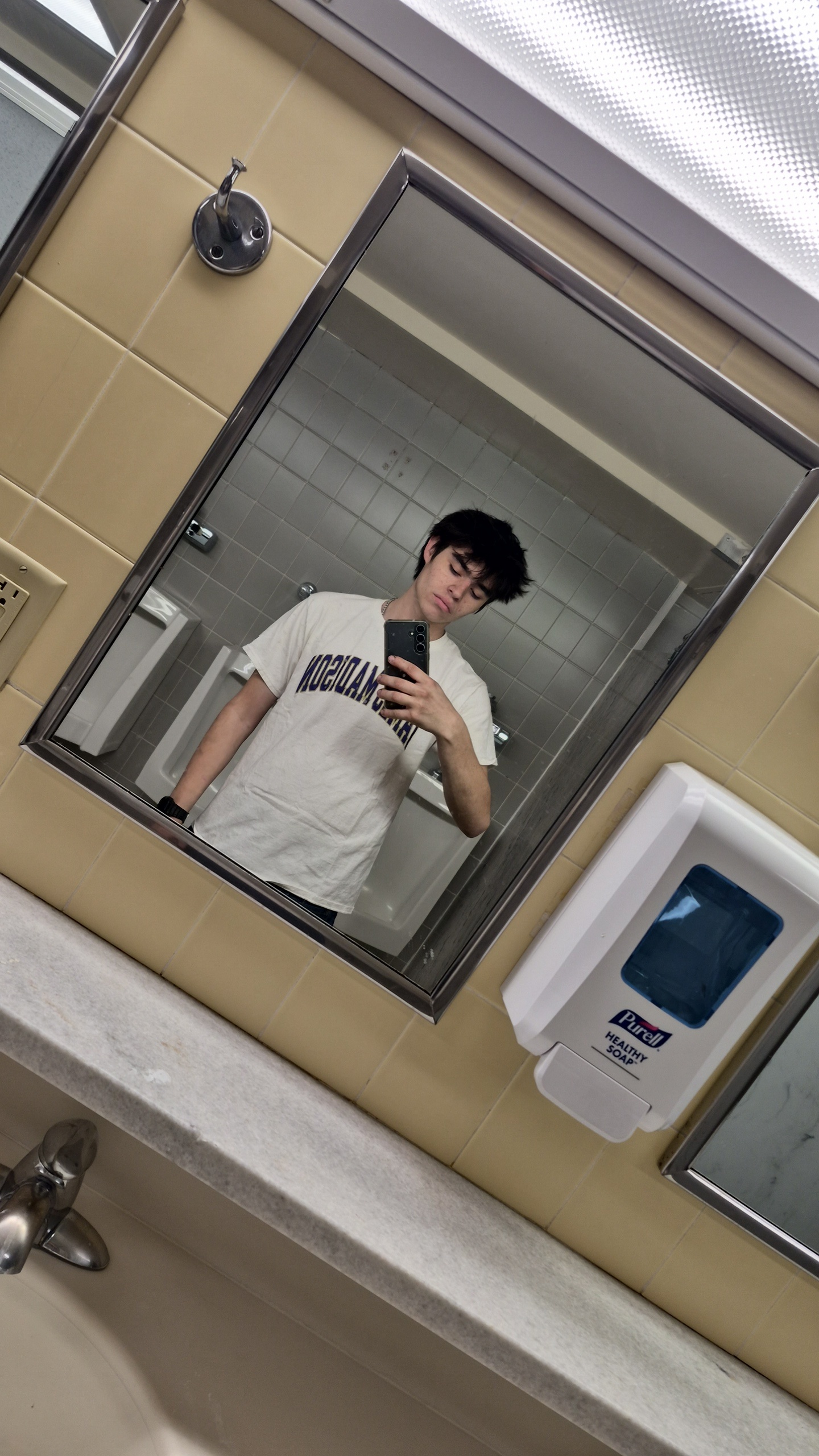 2619