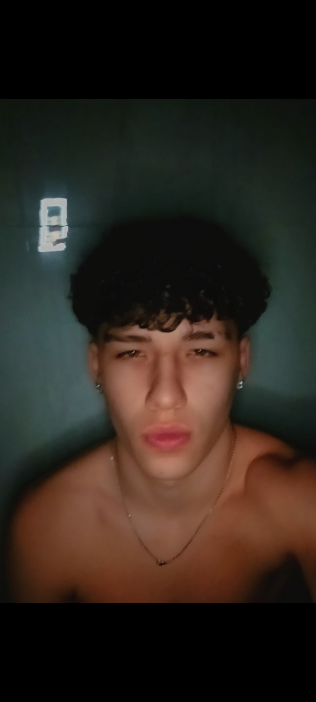 1000070525