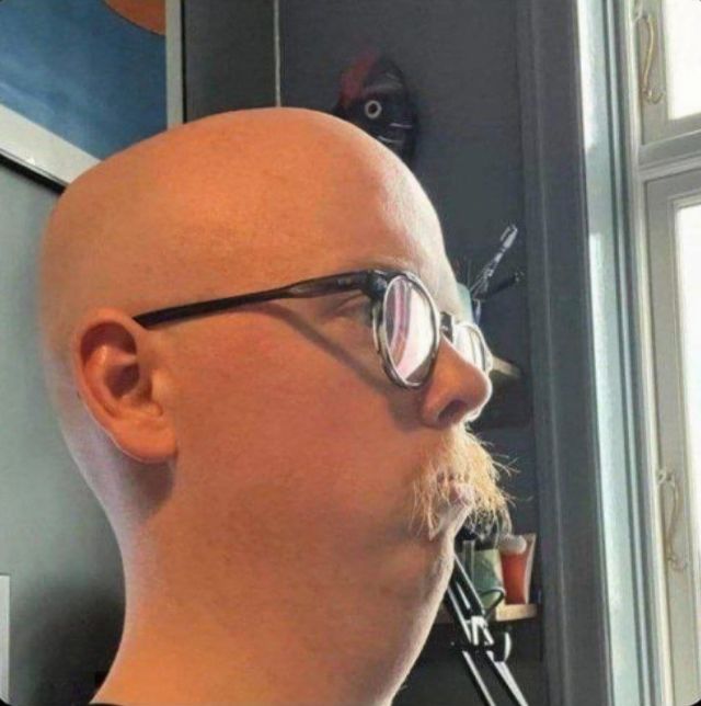 1000012098