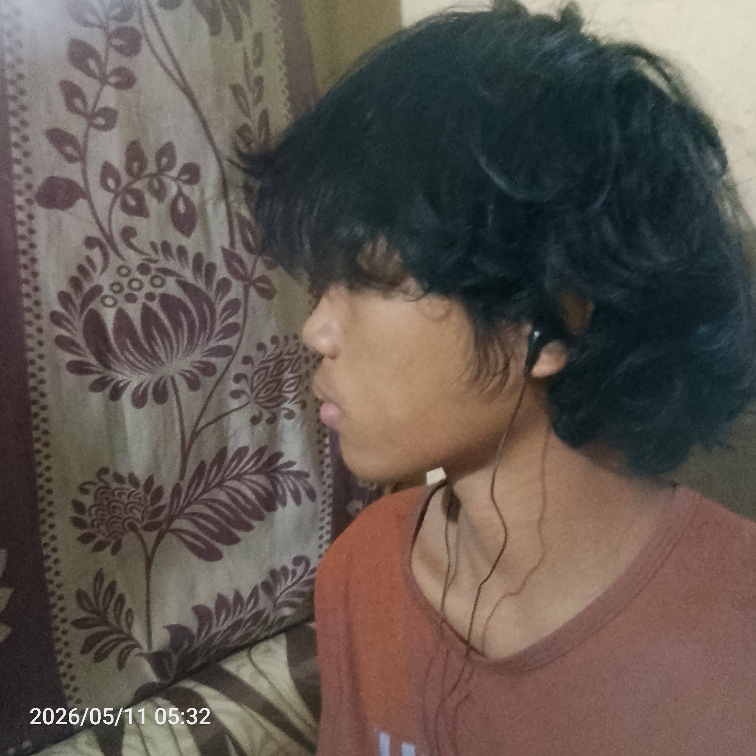 1000180899