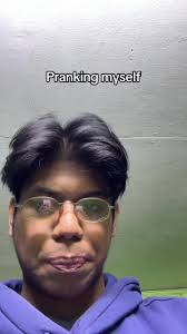 1778663328984