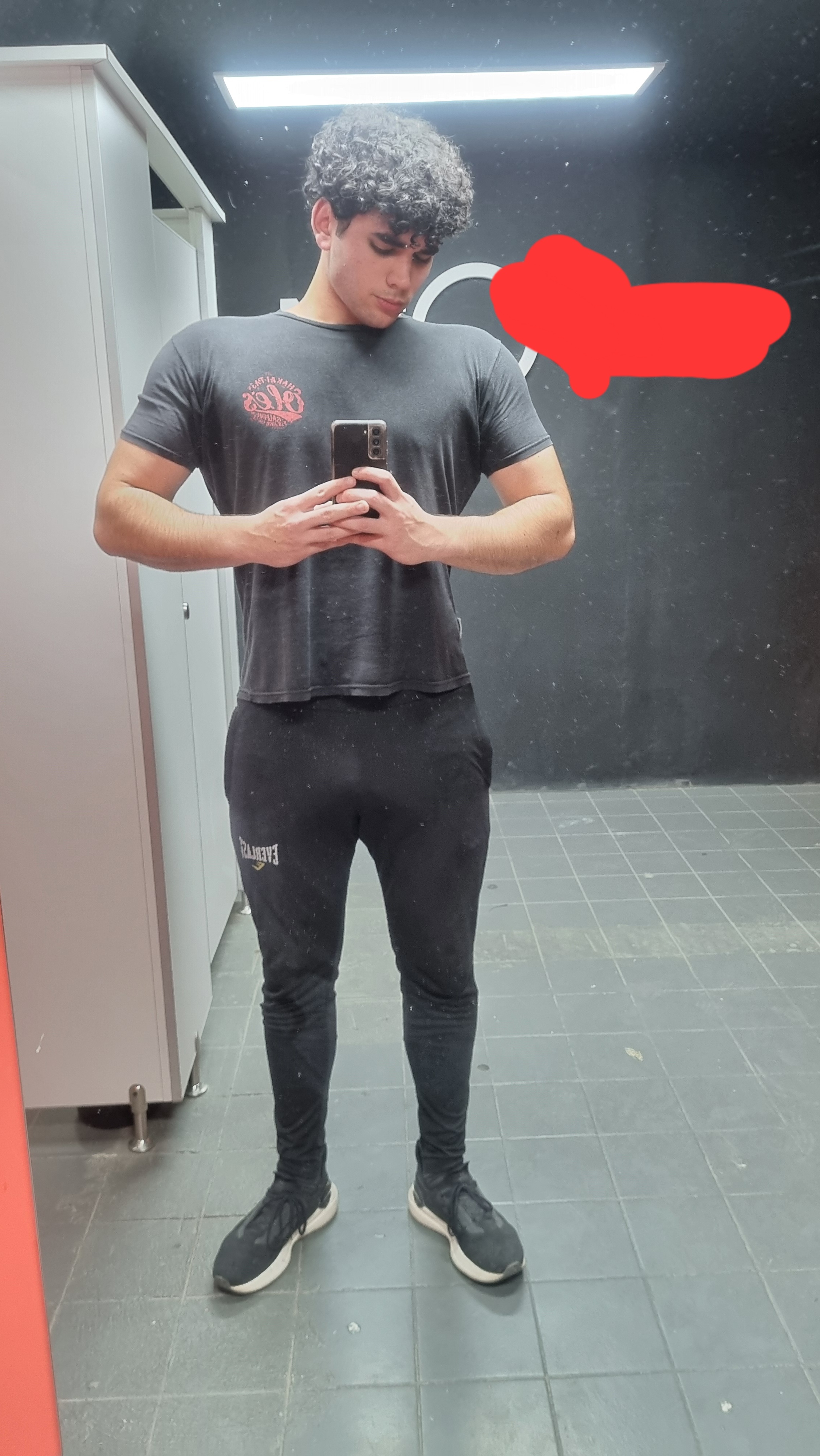 1000238682