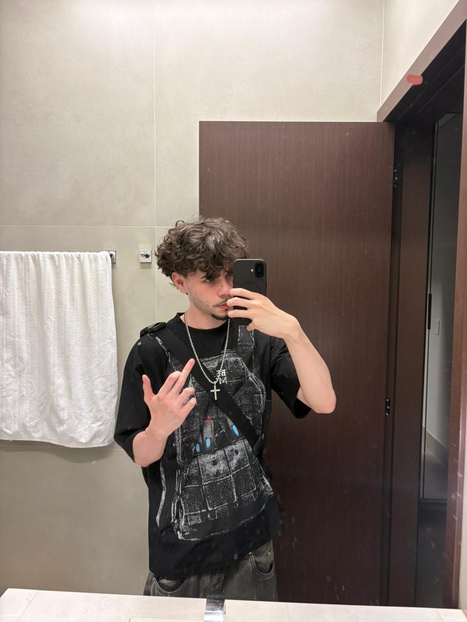 1000120275