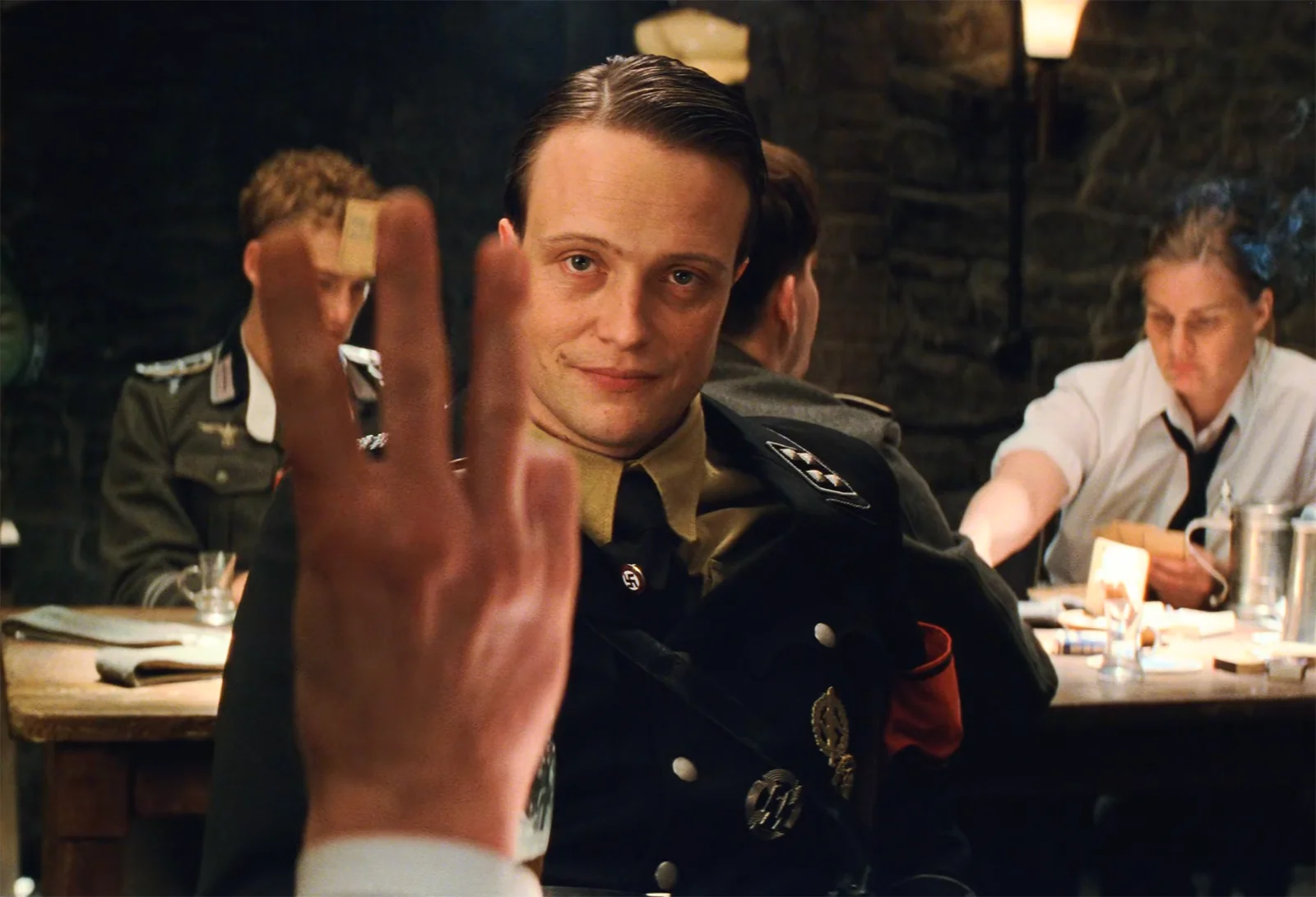 Three finger gesture reveals imposter inglourious basterds v0 ucicxistzixf1