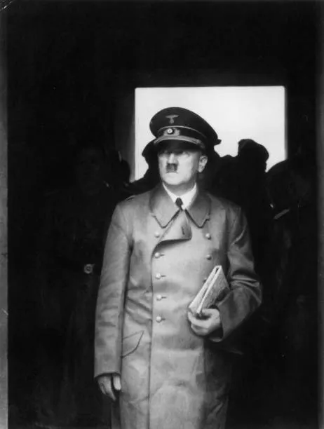 1779640335251