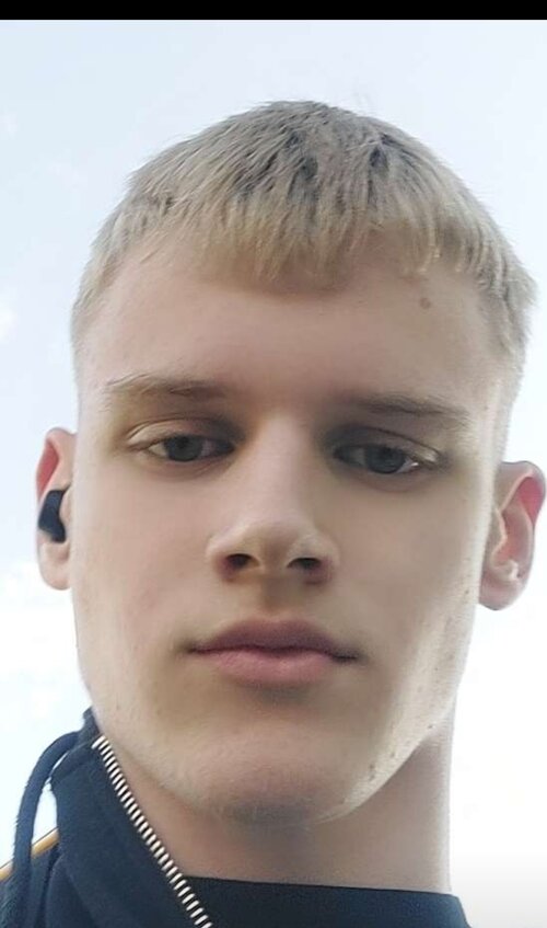 Screenshot_20260501_211218_Snapchat.jpg