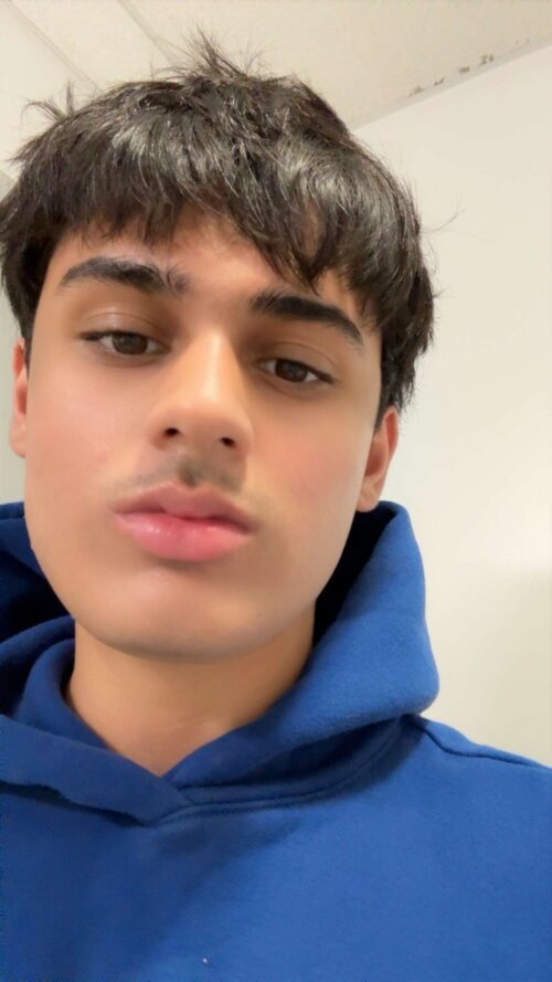 Facetune_30-04-2026-21-38-21.jpeg