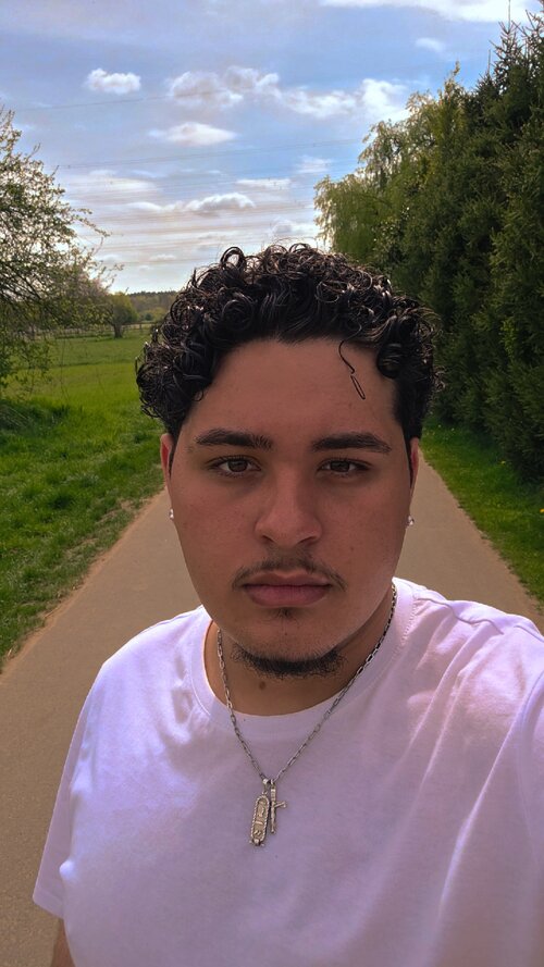 Snapchat-1910295264.jpg