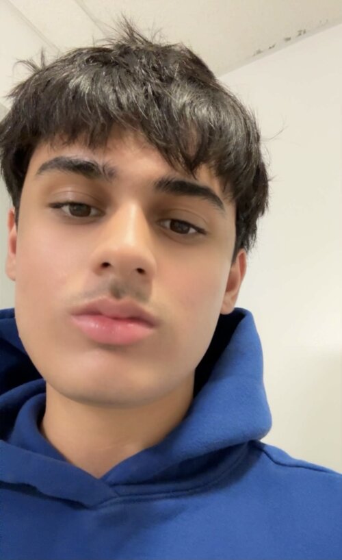 Facetune_30-04-2026-21-38-21.jpeg