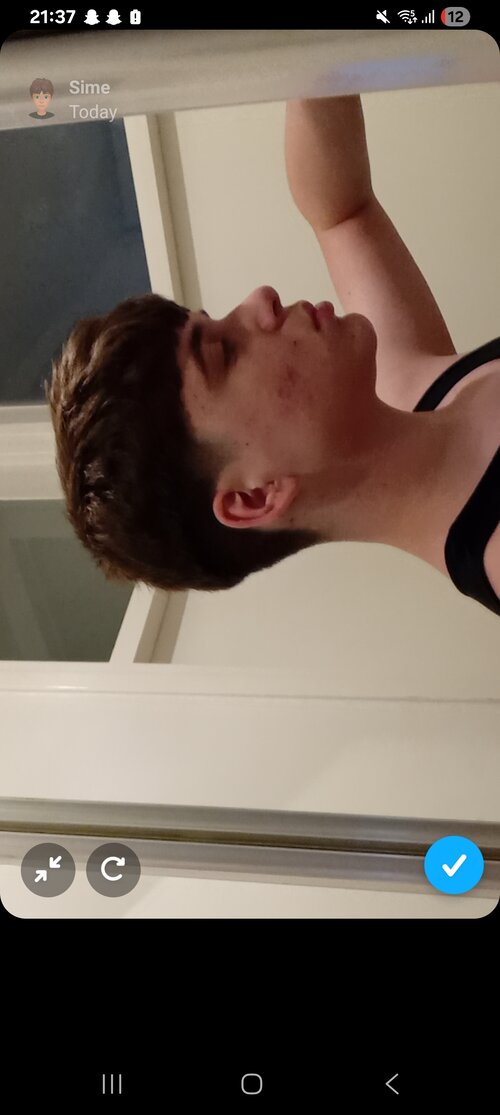 Screenshot_20260505_213733_Snapchat.jpg