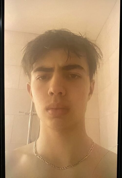 4da899a149eeebbcda674a5ce54fde38.jpg