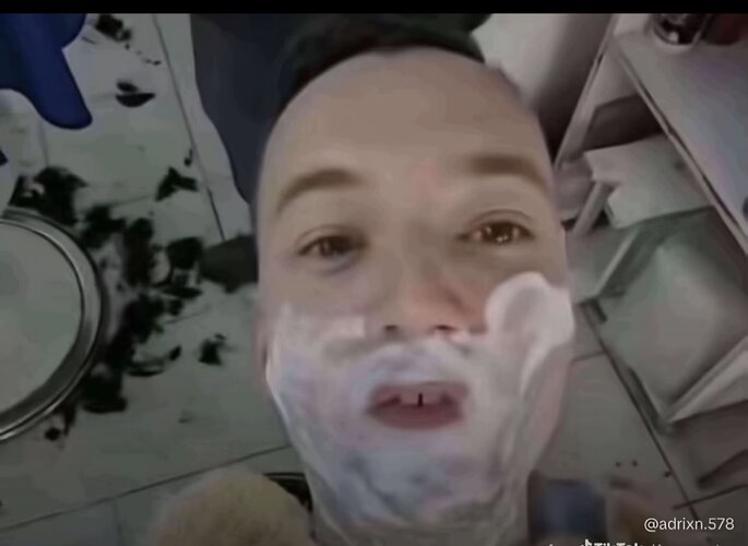 Screenshot_20260415_212342_TikTok.jpg