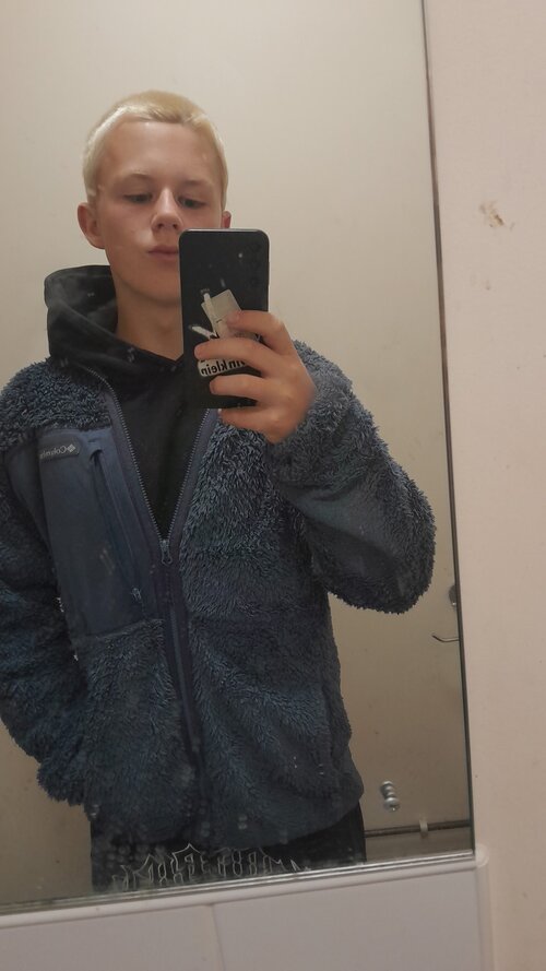 Snapchat-525087979.jpg