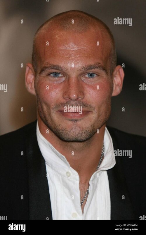 Freddie ljungberg in a photocall for calvin klein for whom he models G9HWFM