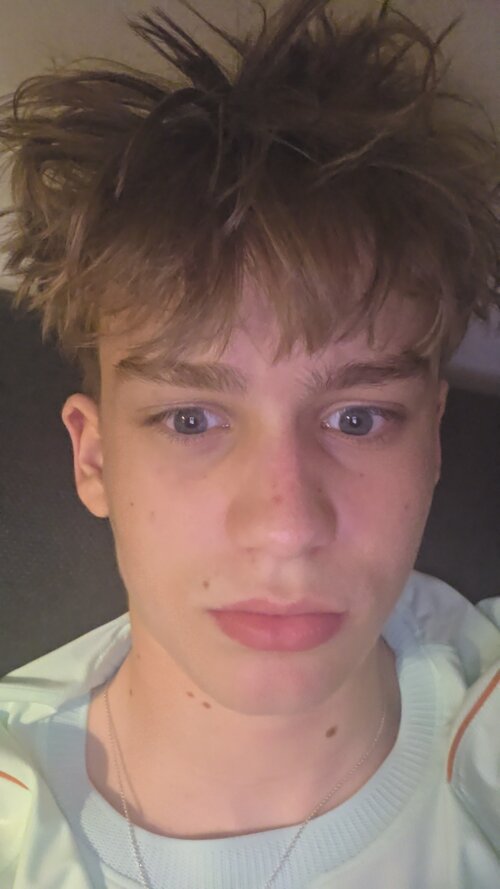 Snapchat-544440230.jpg