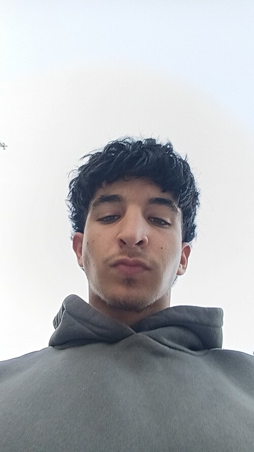 Snapchat-2093803242.jpg