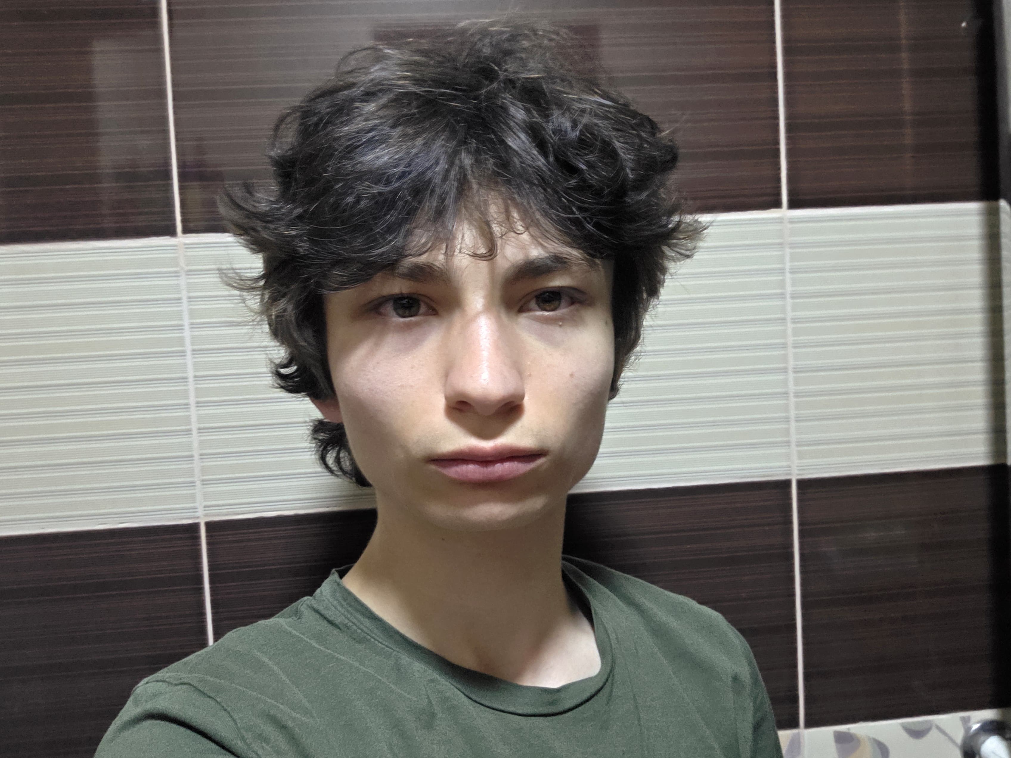 1000040147