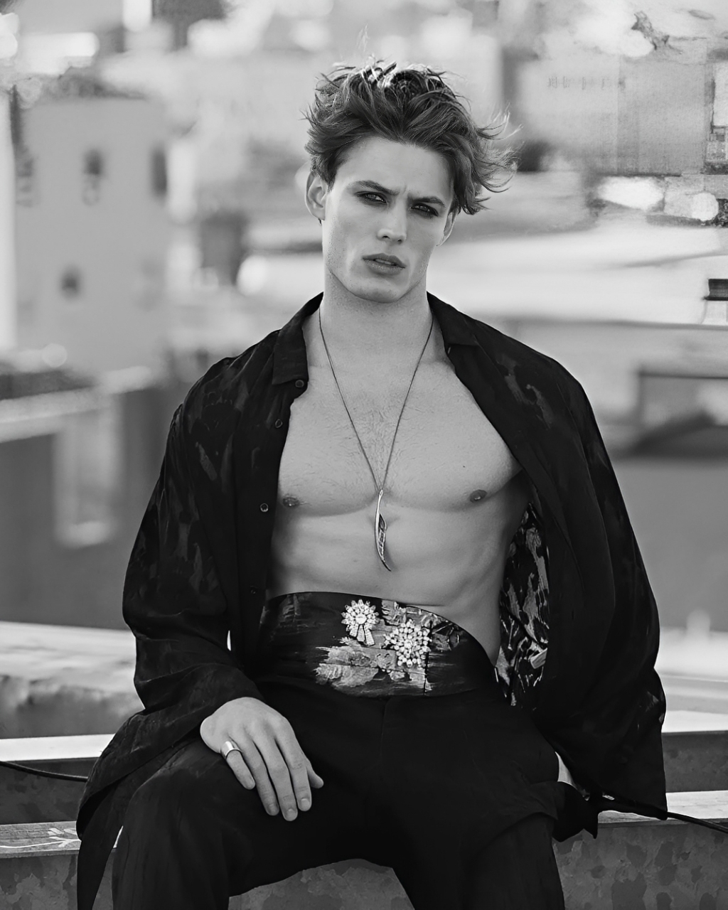 1000287947