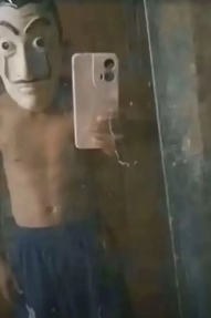 1000042596