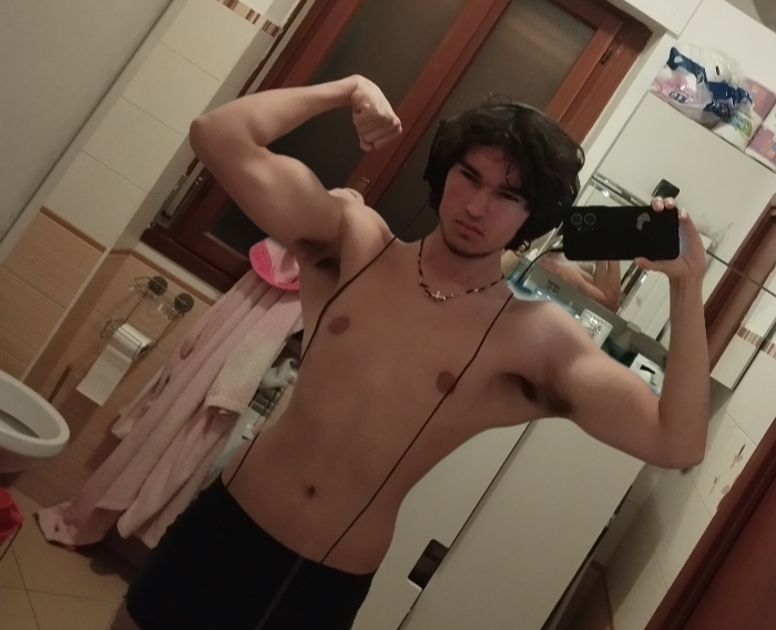 1000008185