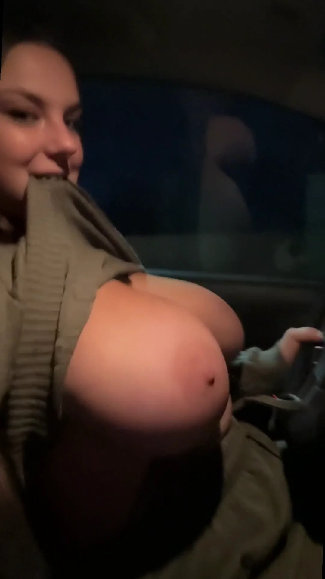 1000064875