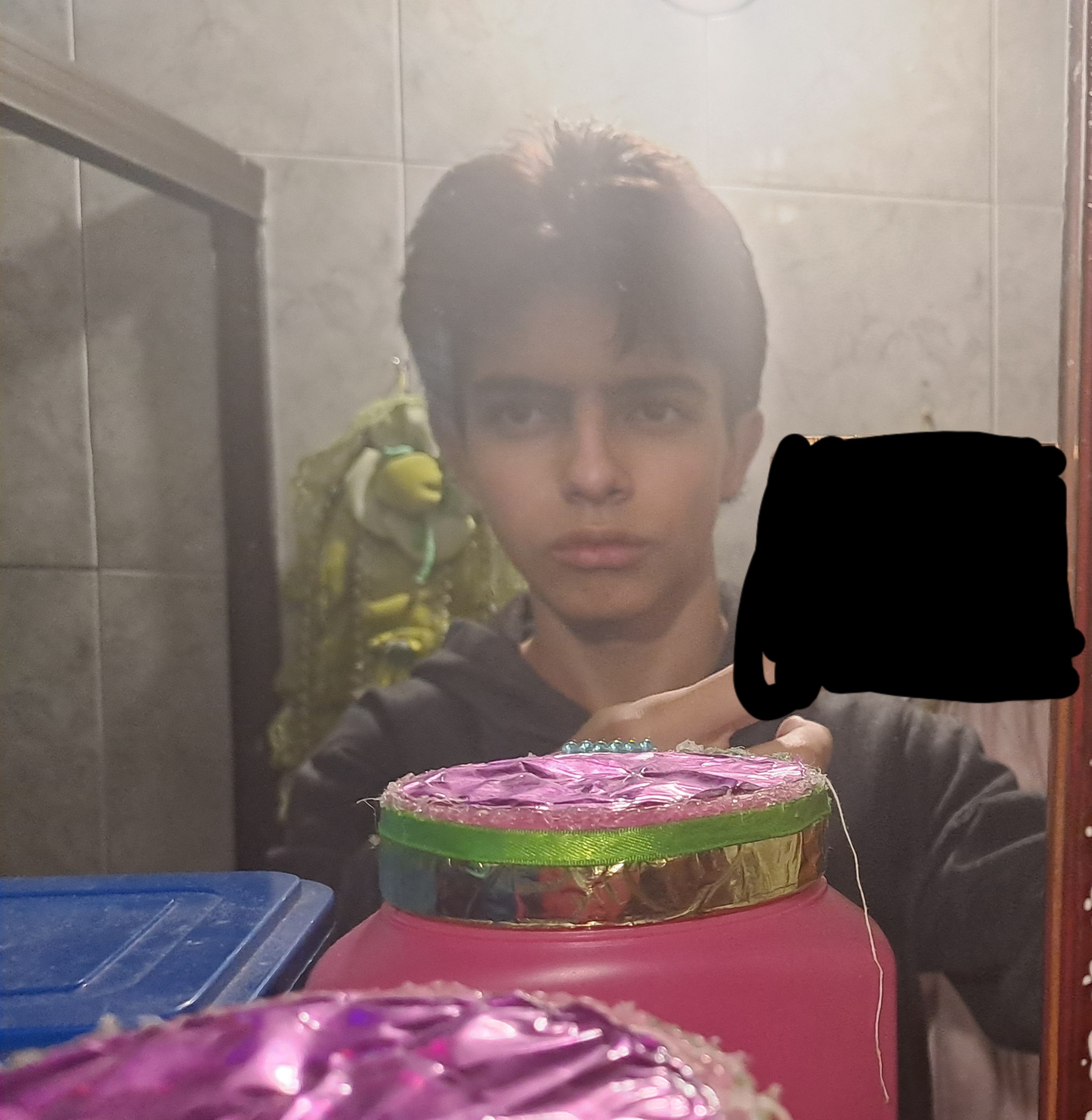 1000127881