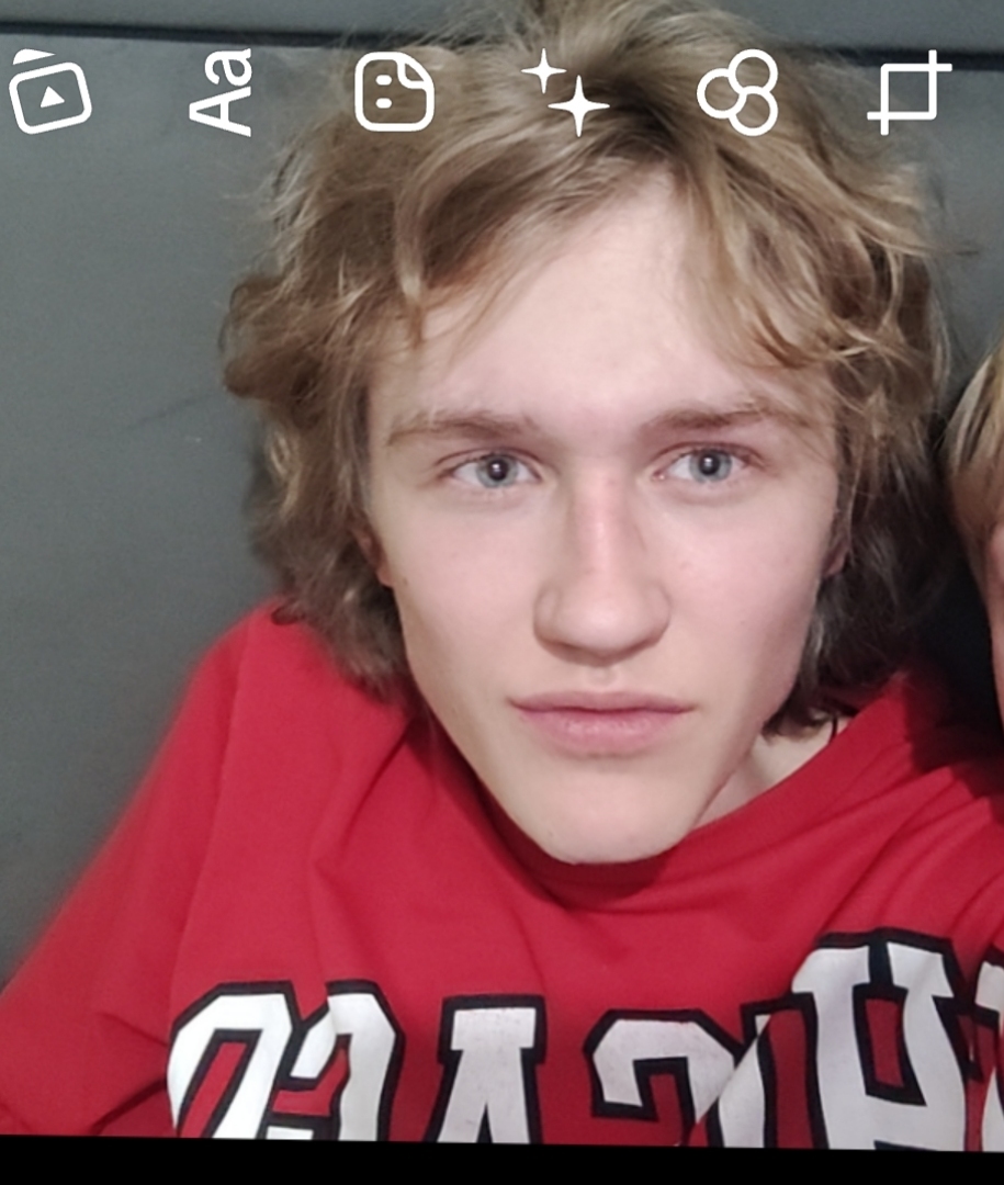 1000130773