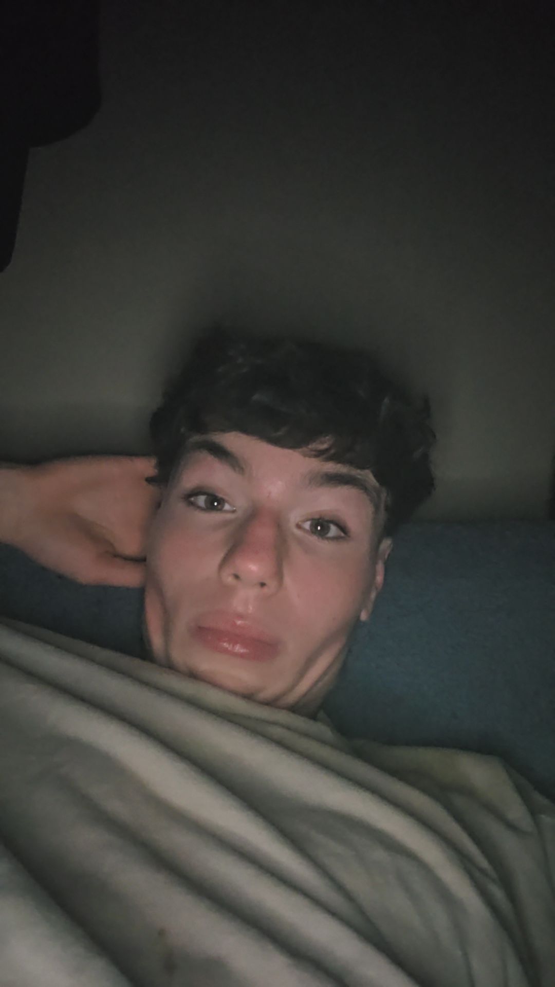 25018
