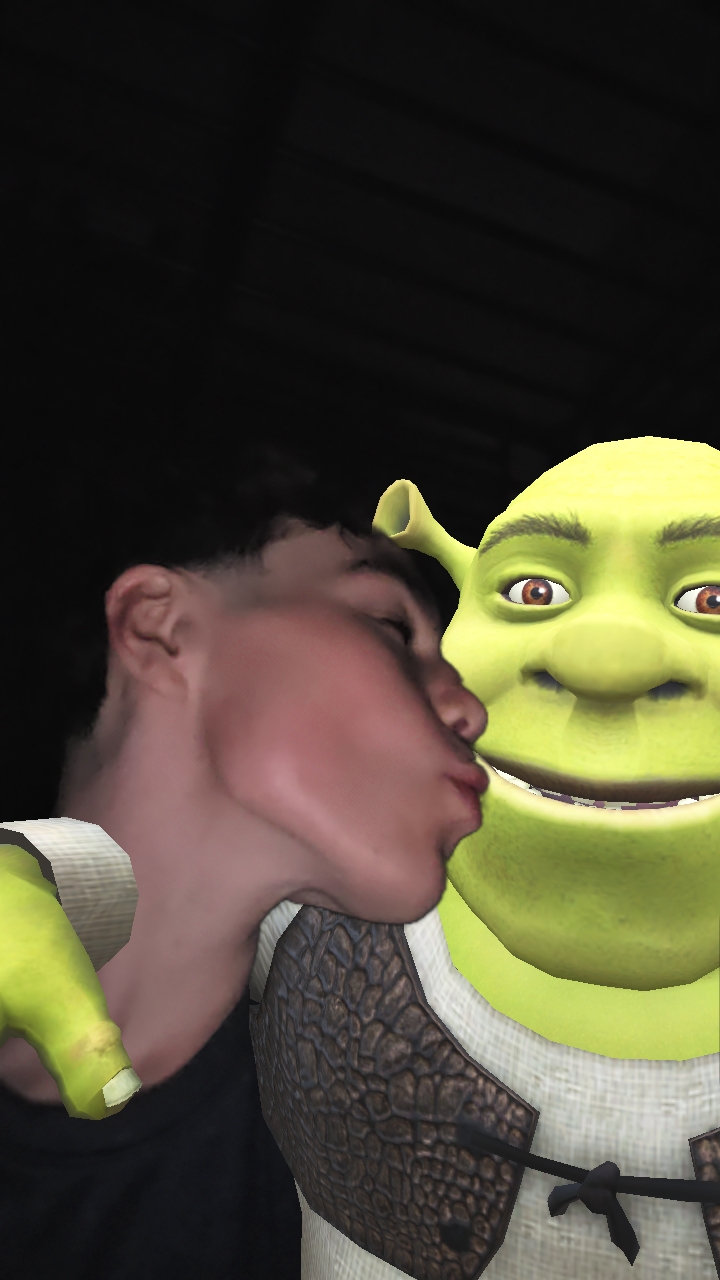 25572