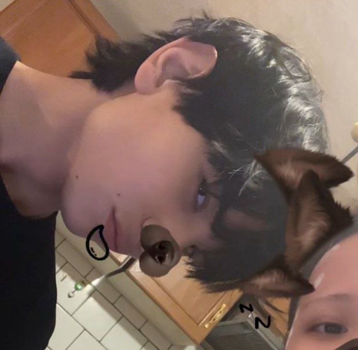 1000218277