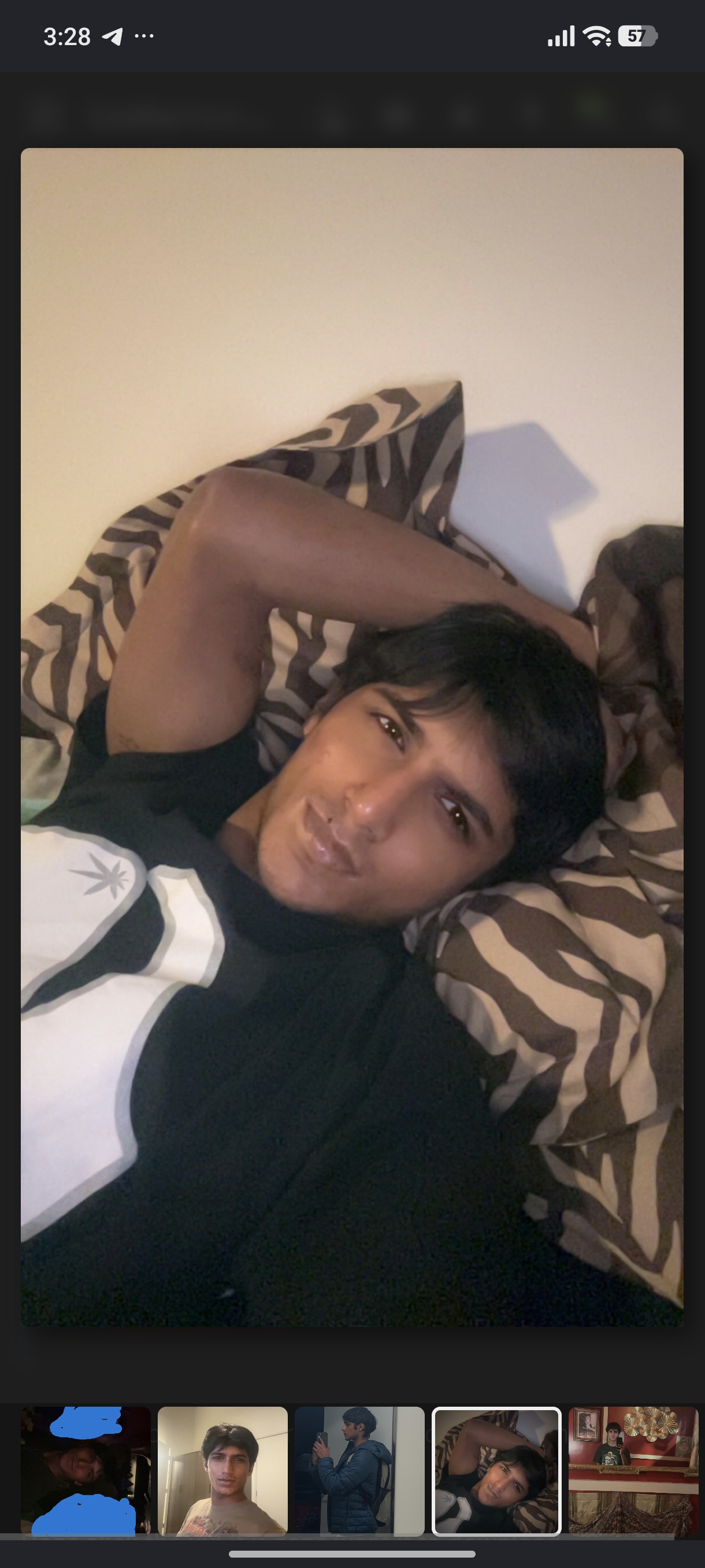 1000035895