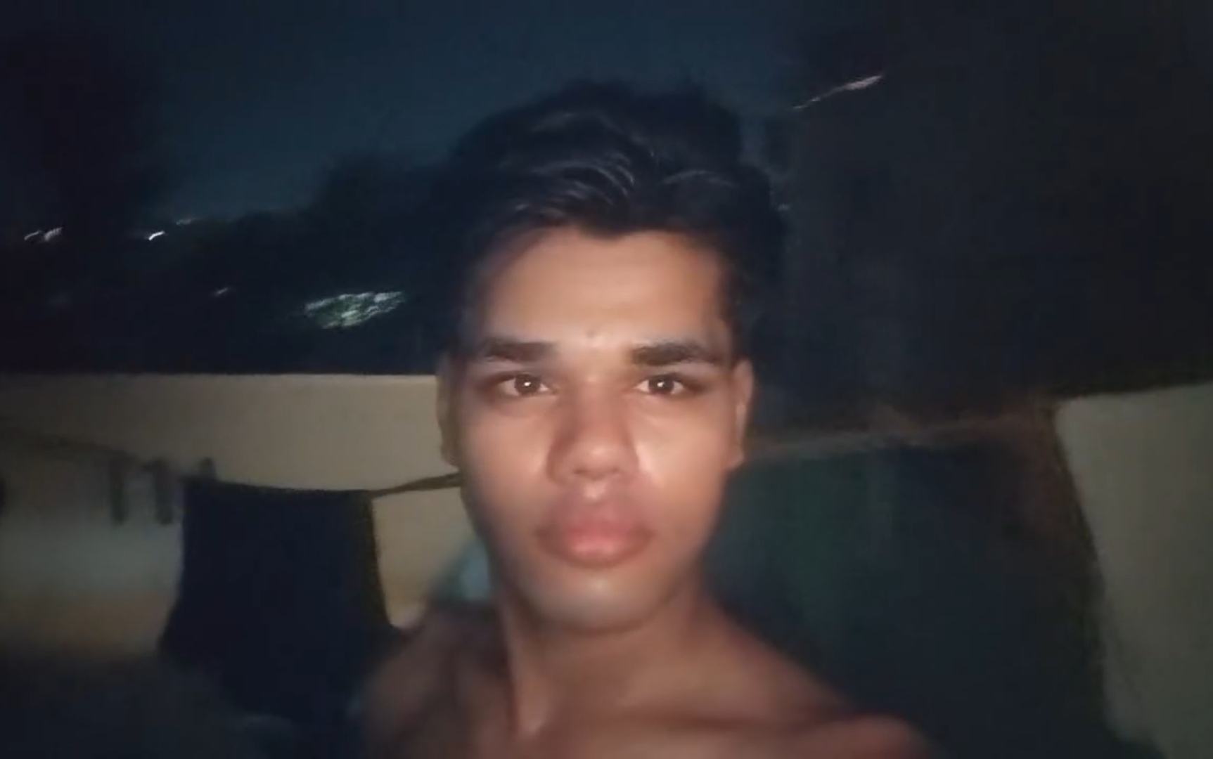 1000072099