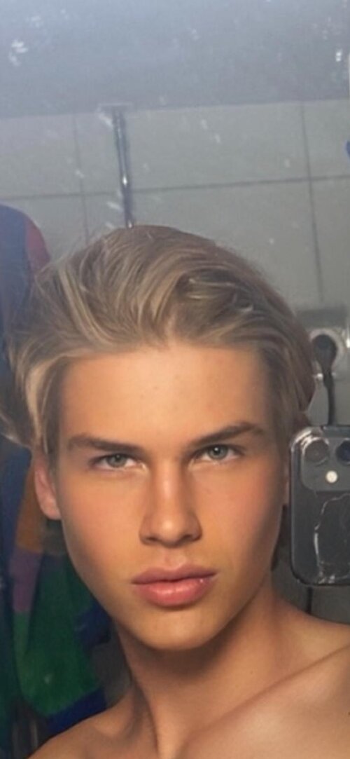 faceapp tan.jpeg