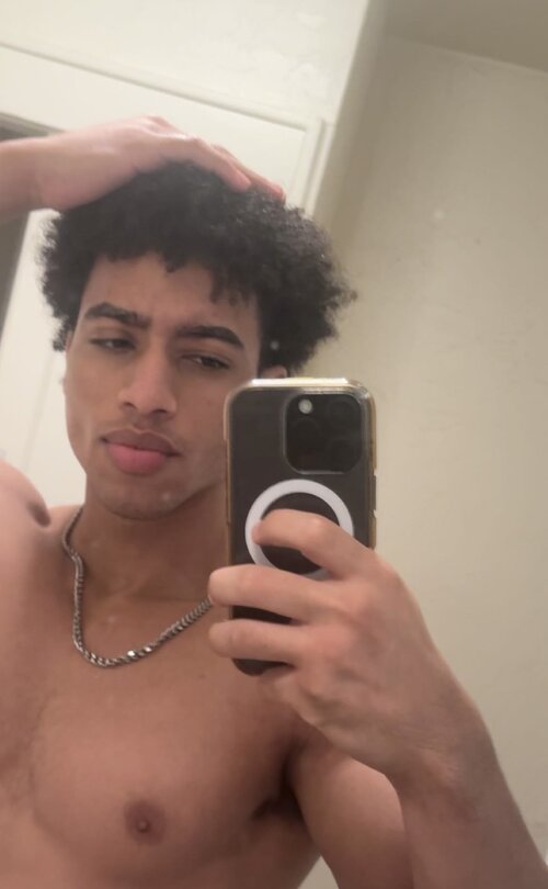Facetune_17-05-2026-13-03-52.jpeg