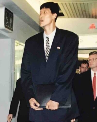 North Korean basketball player Ri Myoung Hun arriving at Ottawa International Airport in May 1