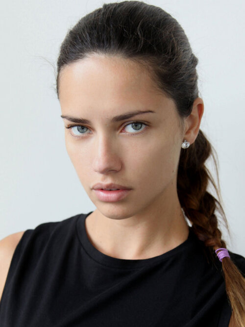 Adriana lima