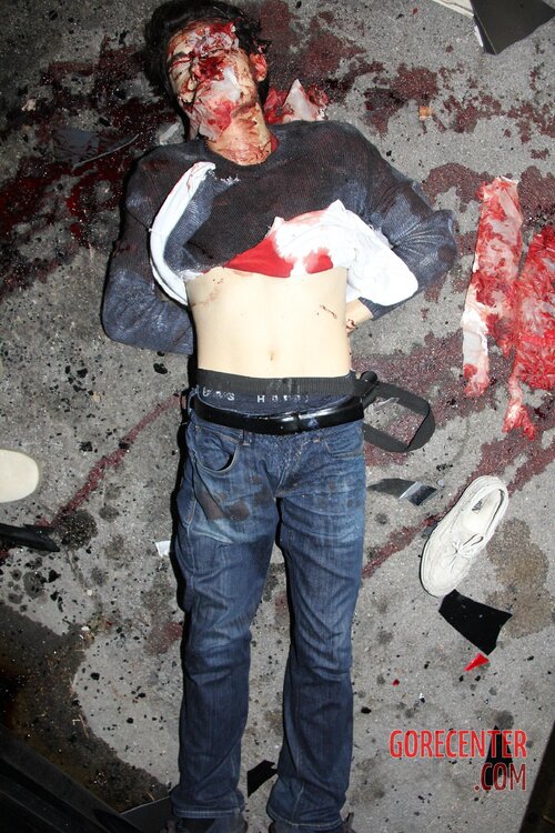 Elliot-Rodgers-dead-body-4.jpg