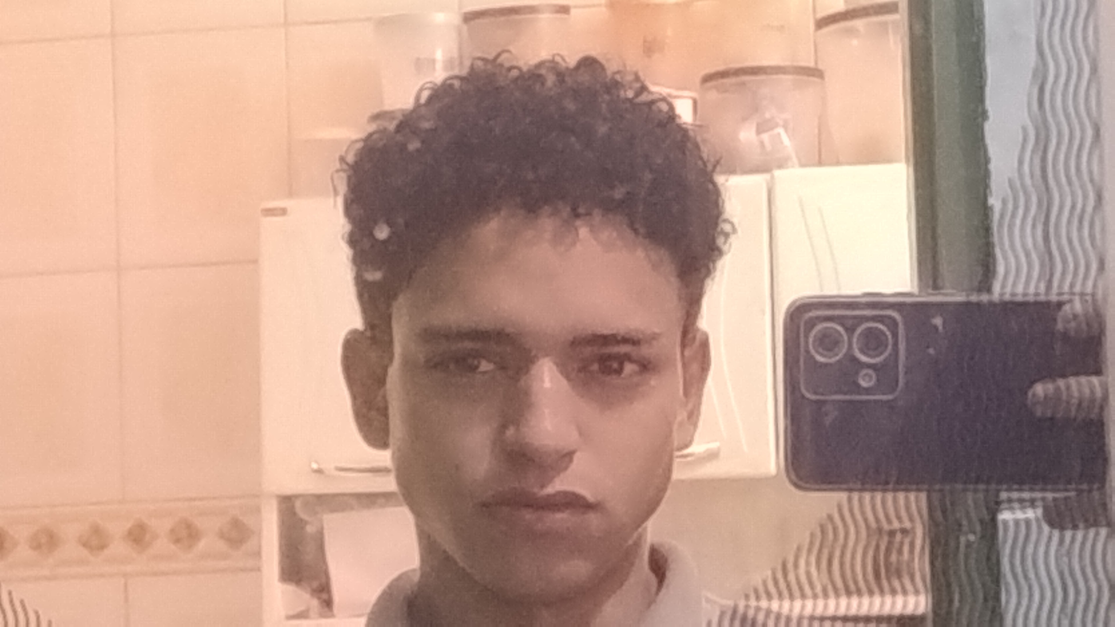 1000905940