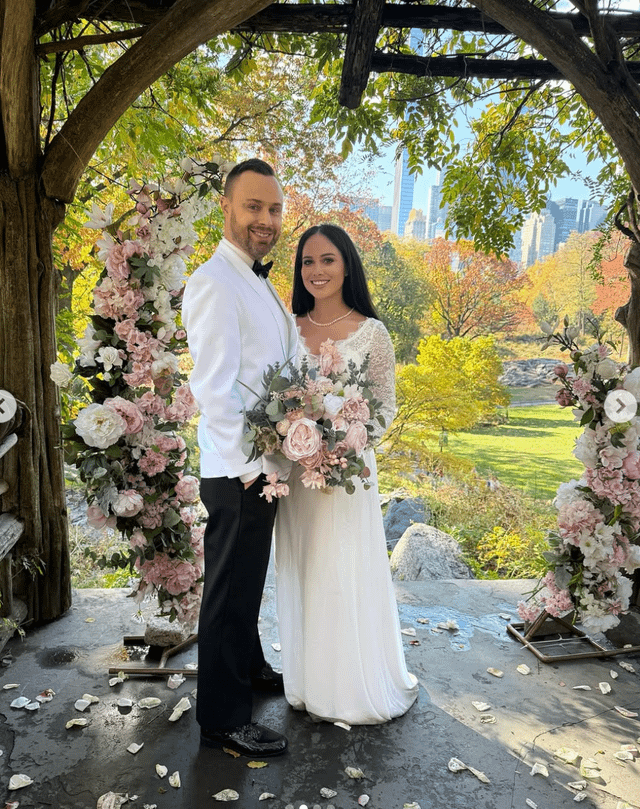 Victoria june gets married v0 i2ytuv3zob0g1