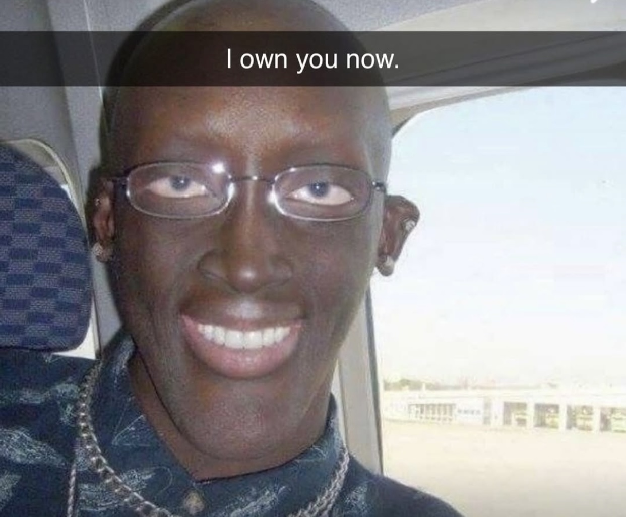 9304