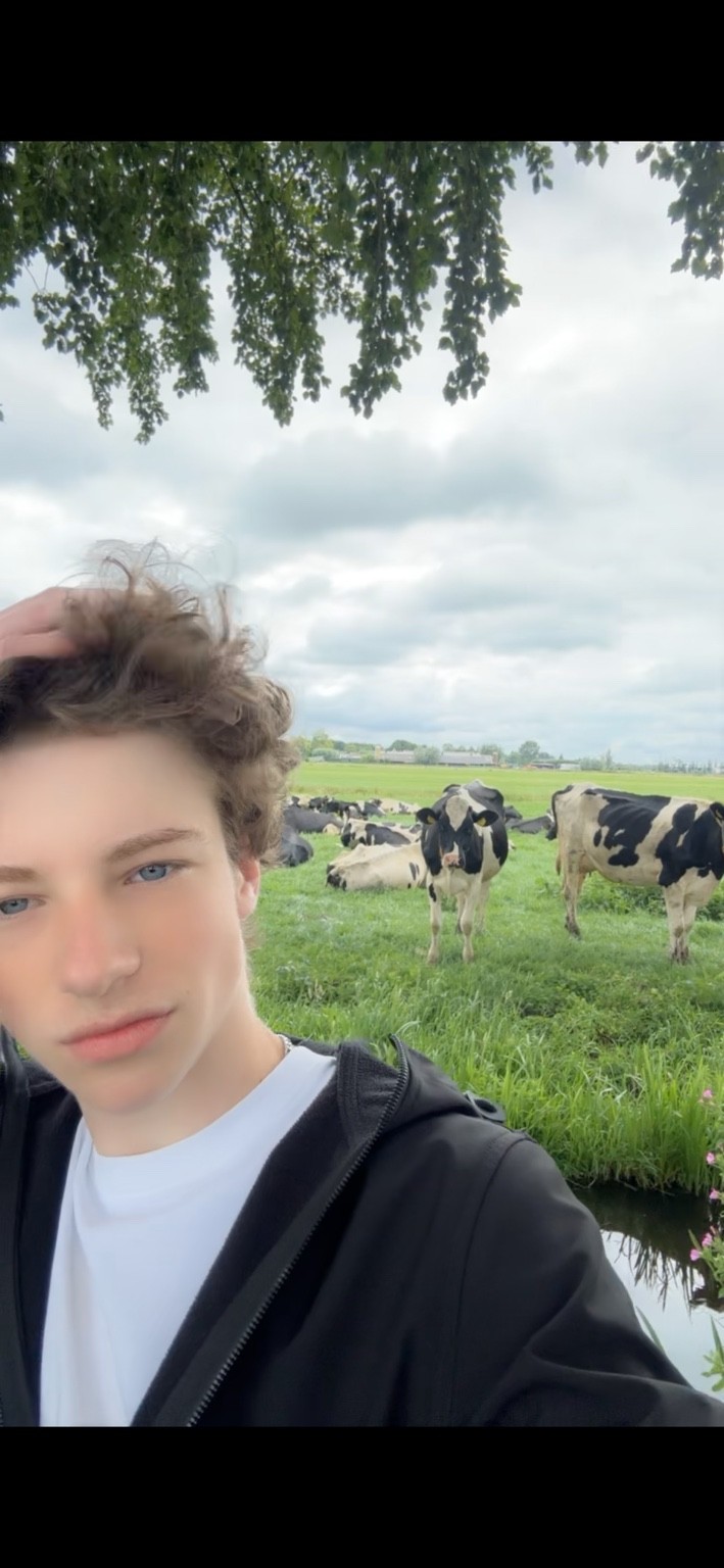 Model foto onder 1MB