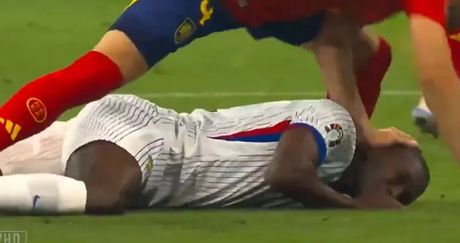 Spainvsfranceheadpush