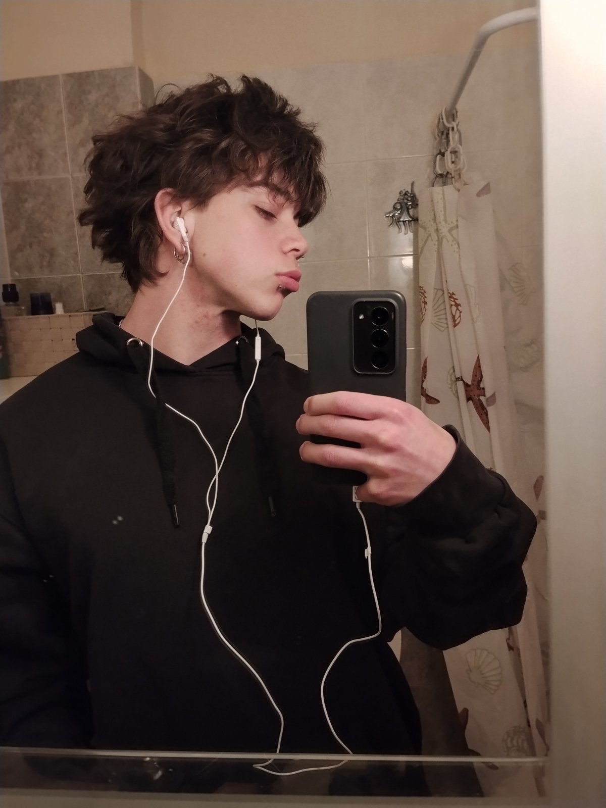 1000097547