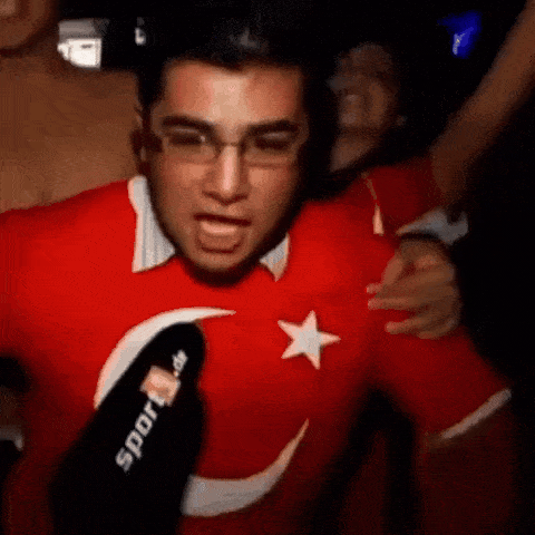 Twitter gif 1806069301318656252
