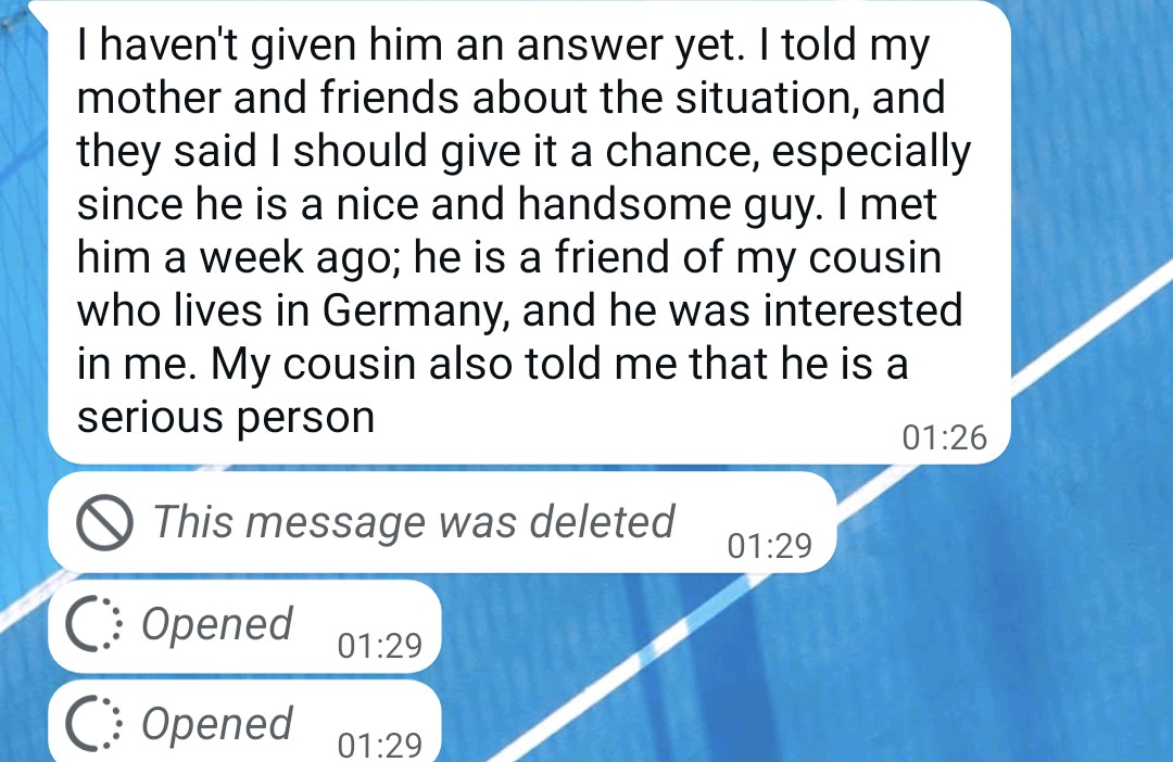 1000127744