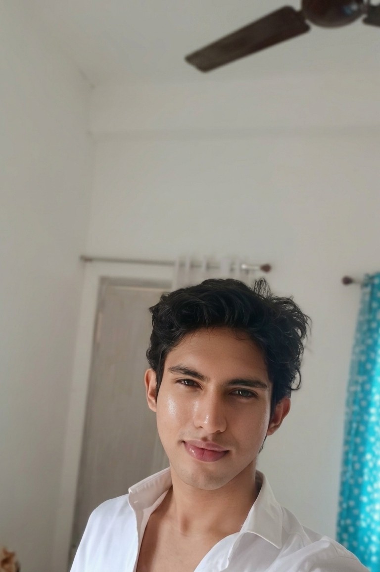 1000099886