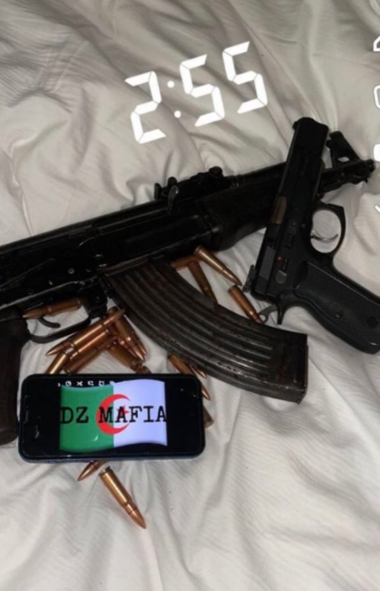 DZ Mafia armes 2023 Ariel World 768x1195 562597194