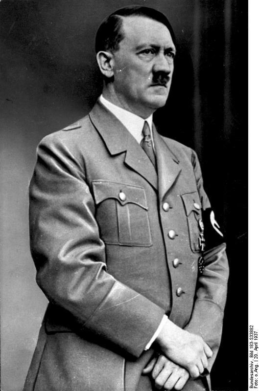 3232