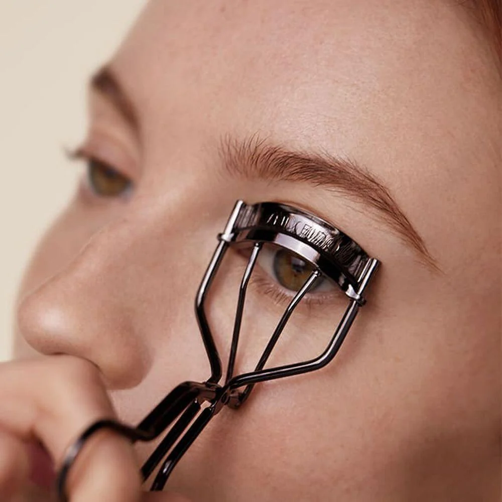 Shiseido Eyelash Curler Original Made in Japan 2 2025 04 27T23 50 54055Z