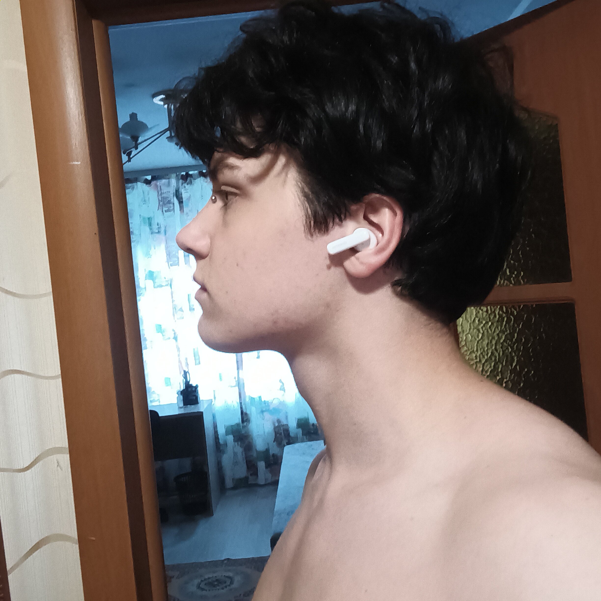 1000028056